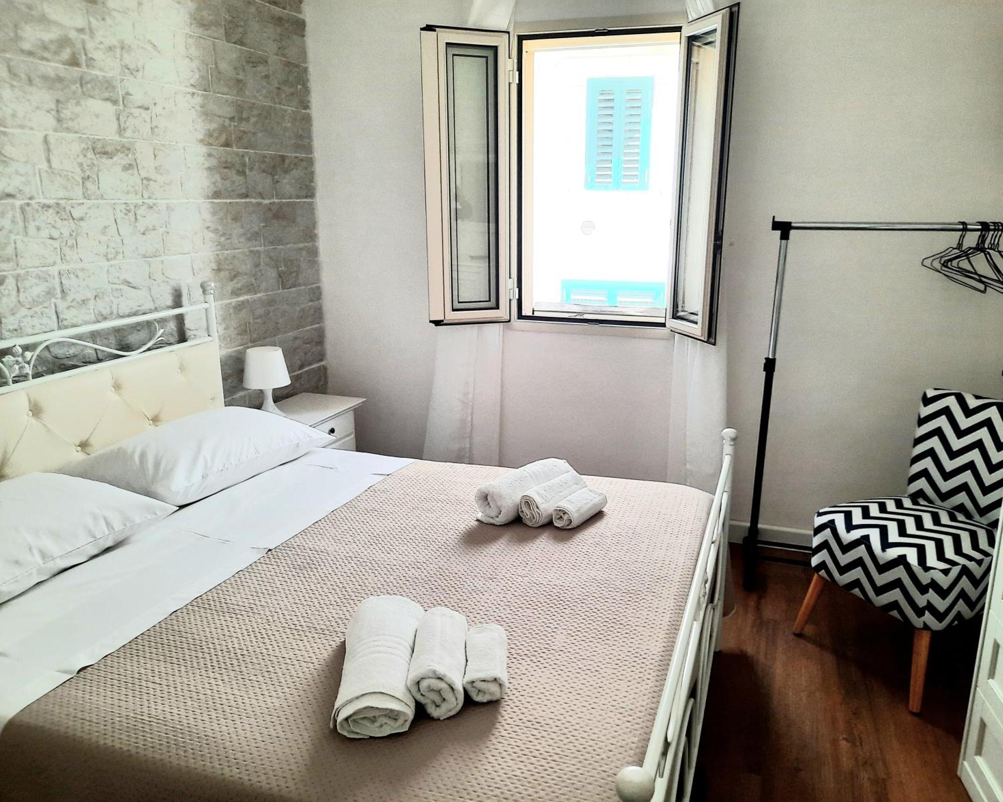 Guest House Santa Caterina Монополи Экстерьер фото